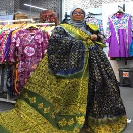 Cotton Batik Saree – 12 Hands with Extra Blouse Piece